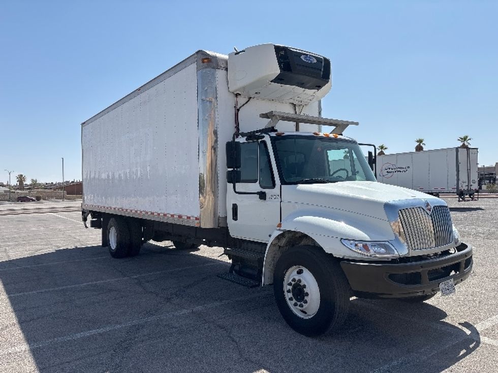 Refrigerated Truck-Light and Medium Duty Trucks-International-2019-4300-El Paso-TX-149,250\n\t\tmiles-$ 60,750 - Image 1