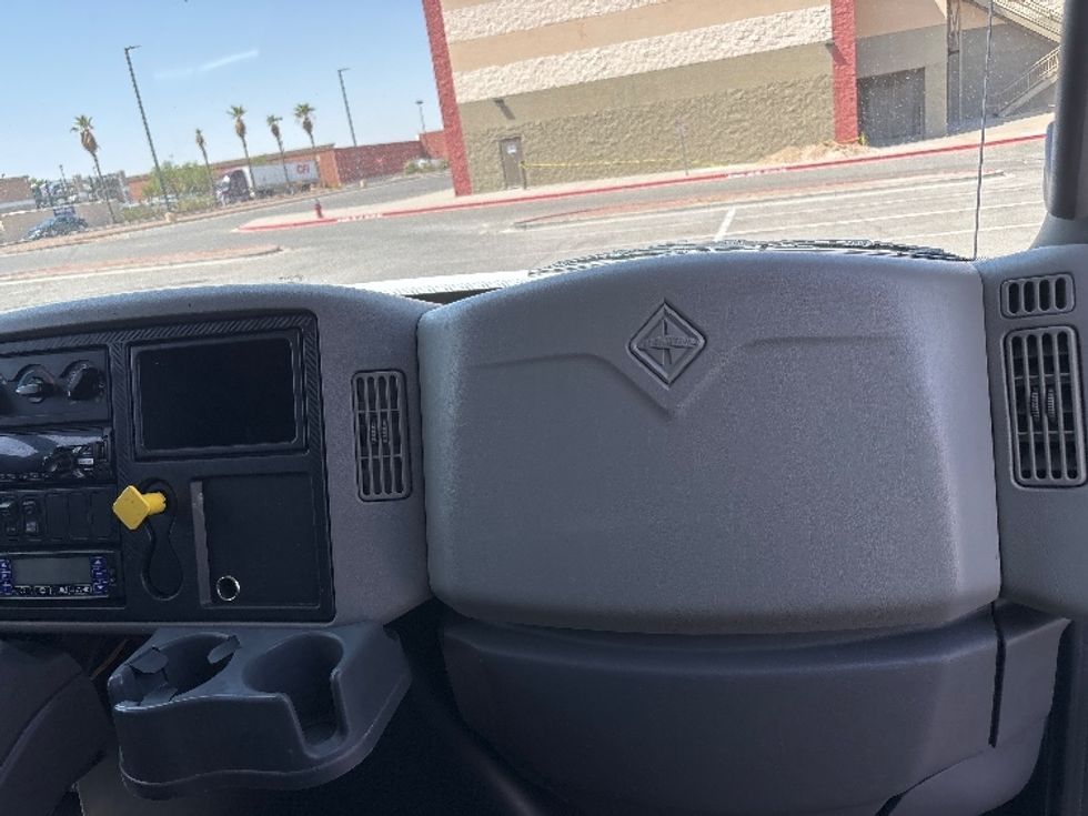 Refrigerated Truck-Light and Medium Duty Trucks-International-2019-4300-El Paso-TX-149,250\n\t\tmiles-$ 60,750 - Image 20