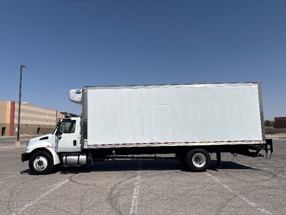 Refrigerated Truck-Light and Medium Duty Trucks-International-2019-4300-El Paso-TX-149,250\n\t\tmiles-$ 60,750 - Image 4