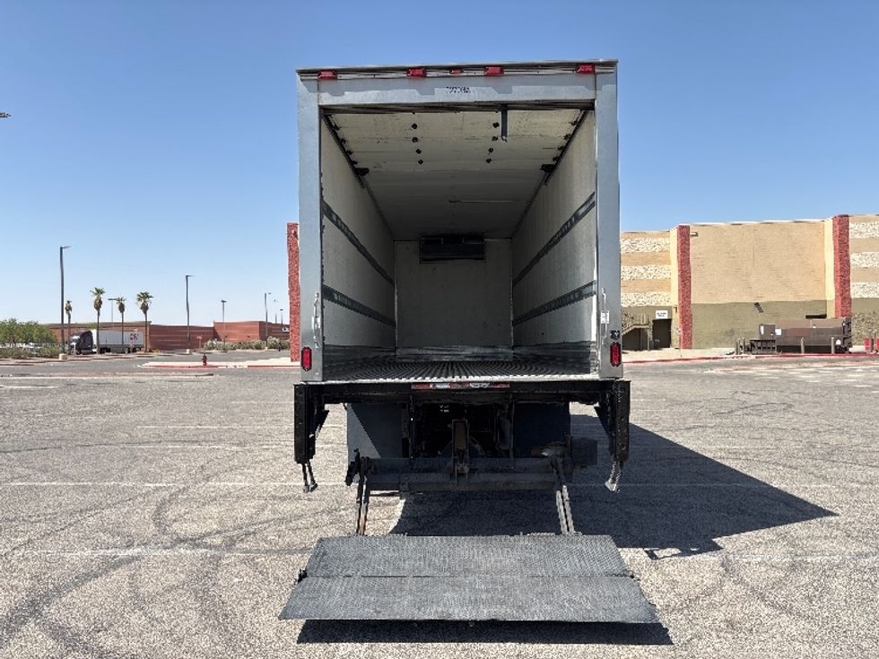Refrigerated Truck-Light and Medium Duty Trucks-International-2019-4300-El Paso-TX-149,250\n\t\tmiles-$ 60,750 - Image 9