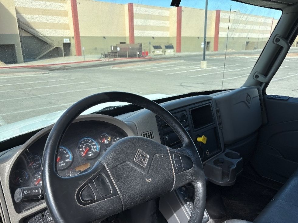 Refrigerated Truck-Light and Medium Duty Trucks-International-2019-4300-El Paso-TX-150,455\n\t\tmiles-$ 58,250 - Image 14