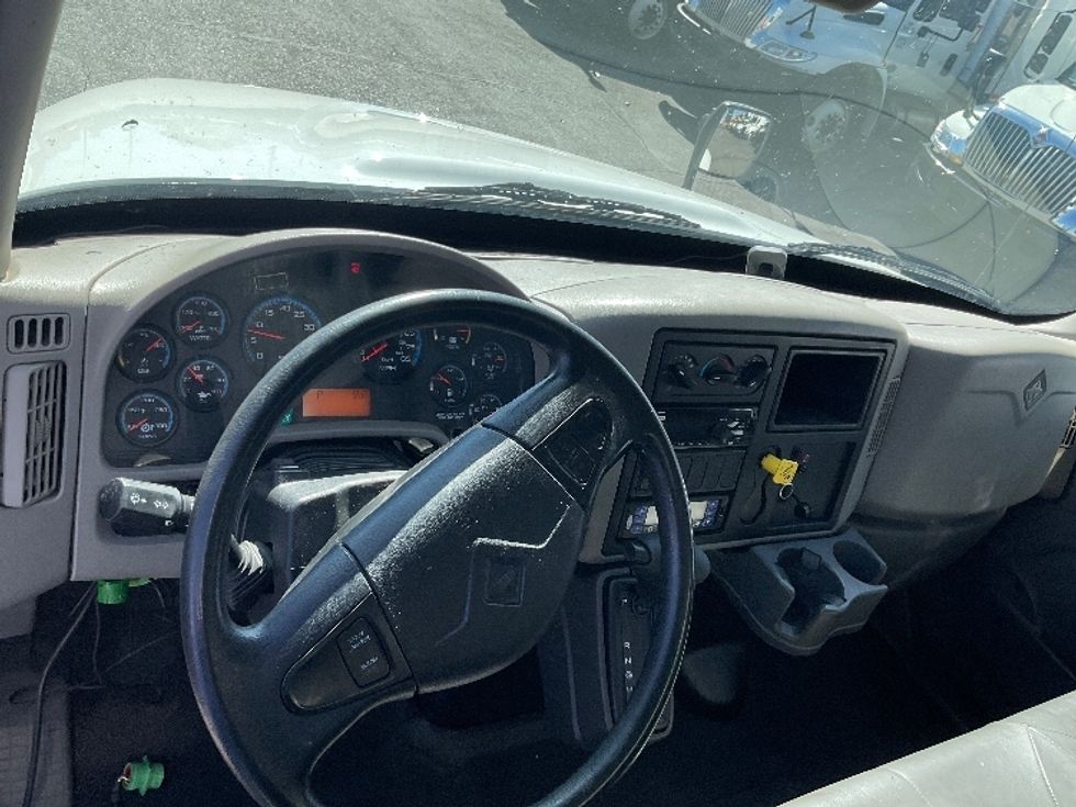 Refrigerated Truck-Light and Medium Duty Trucks-International-2019-4300-El Paso-TX-83,139\n\t\tmiles-$ 60,750 - Image 18