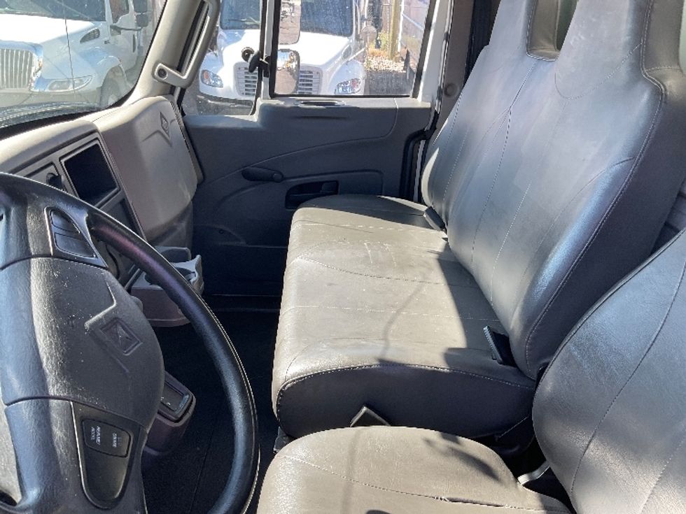 Refrigerated Truck-Light and Medium Duty Trucks-International-2019-4300-El Paso-TX-83,139\n\t\tmiles-$ 60,750 - Image 19