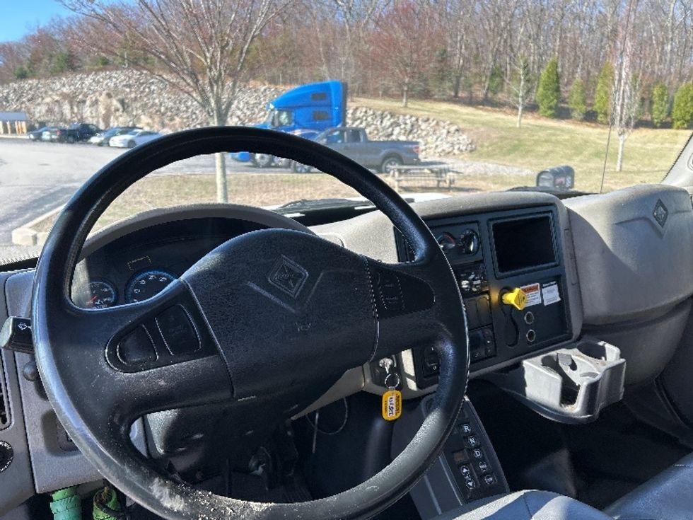 Refrigerated Truck-Light and Medium Duty Trucks-International-2019-4300-Fitchburg-MA-151,911\n\t\tmiles-$ 45,750 - Image 18
