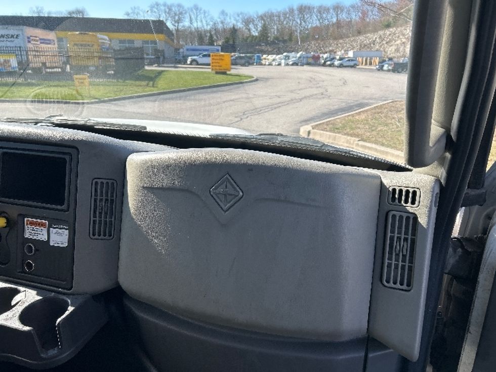 Refrigerated Truck-Light and Medium Duty Trucks-International-2019-4300-Fitchburg-MA-151,911\n\t\tmiles-$ 45,750 - Image 21