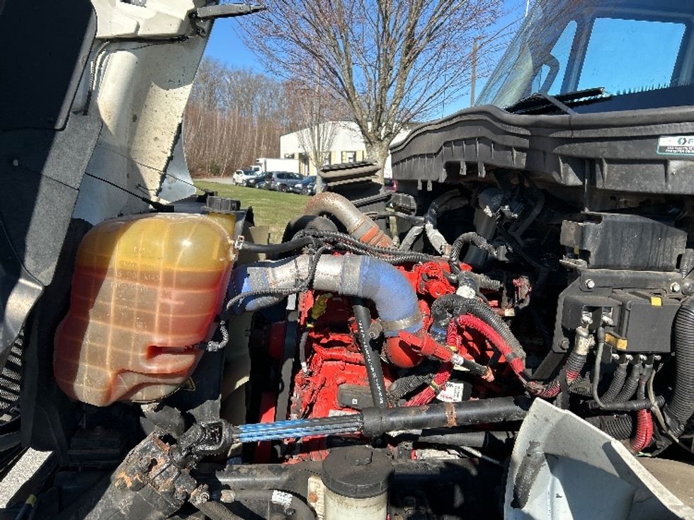 Refrigerated Truck-Light and Medium Duty Trucks-International-2019-4300-Fitchburg-MA-151,911\n\t\tmiles-$ 45,750 - Image 24