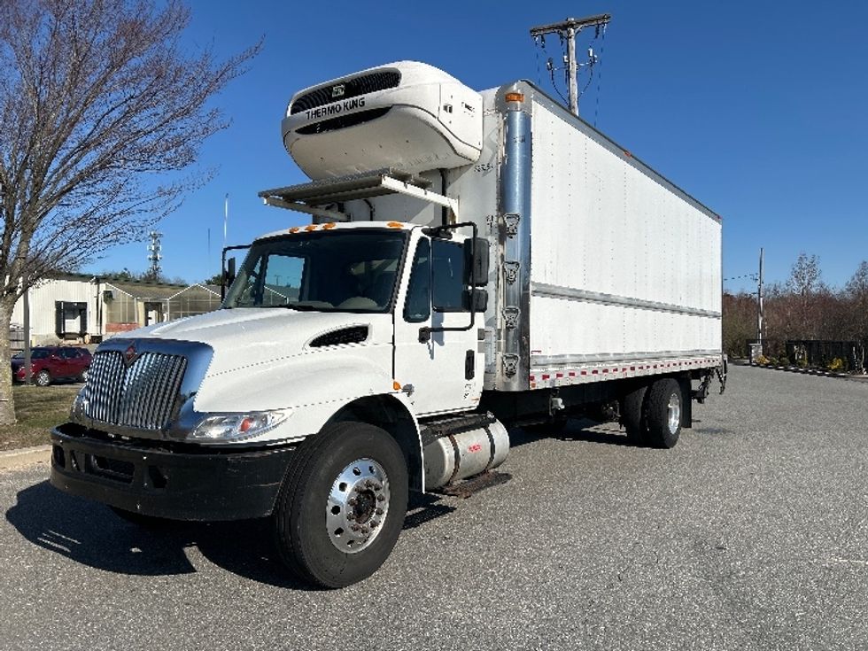 Refrigerated Truck-Light and Medium Duty Trucks-International-2019-4300-Fitchburg-MA-151,911\n\t\tmiles-$ 45,750 - Image 3