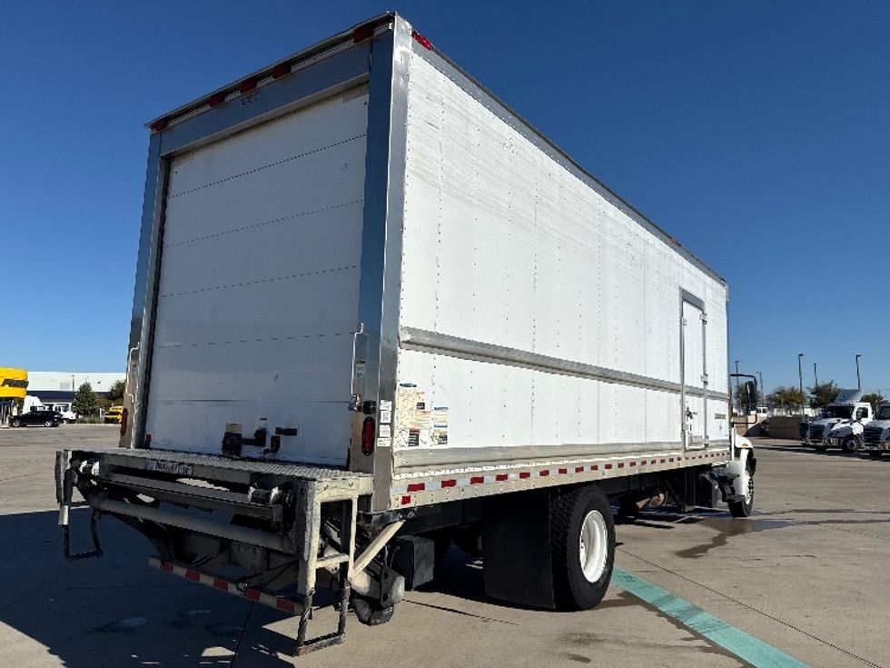 Refrigerated Truck-Light and Medium Duty Trucks-International-2019-4300-Fort Worth-TX-305,510\n\t\tmiles-$ 23,500 - Image 13