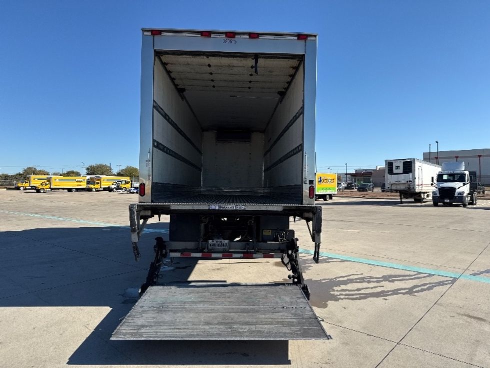 Refrigerated Truck-Light and Medium Duty Trucks-International-2019-4300-Fort Worth-TX-305,510\n\t\tmiles-$ 23,500 - Image 9