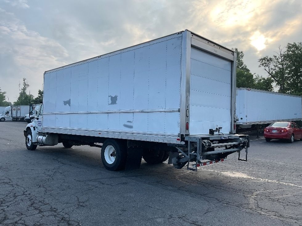 Refrigerated Truck-Light and Medium Duty Trucks-International-2019-4300-Gahanna-OH-223,418\n\t\tmiles-$ 49,000 - Image 6