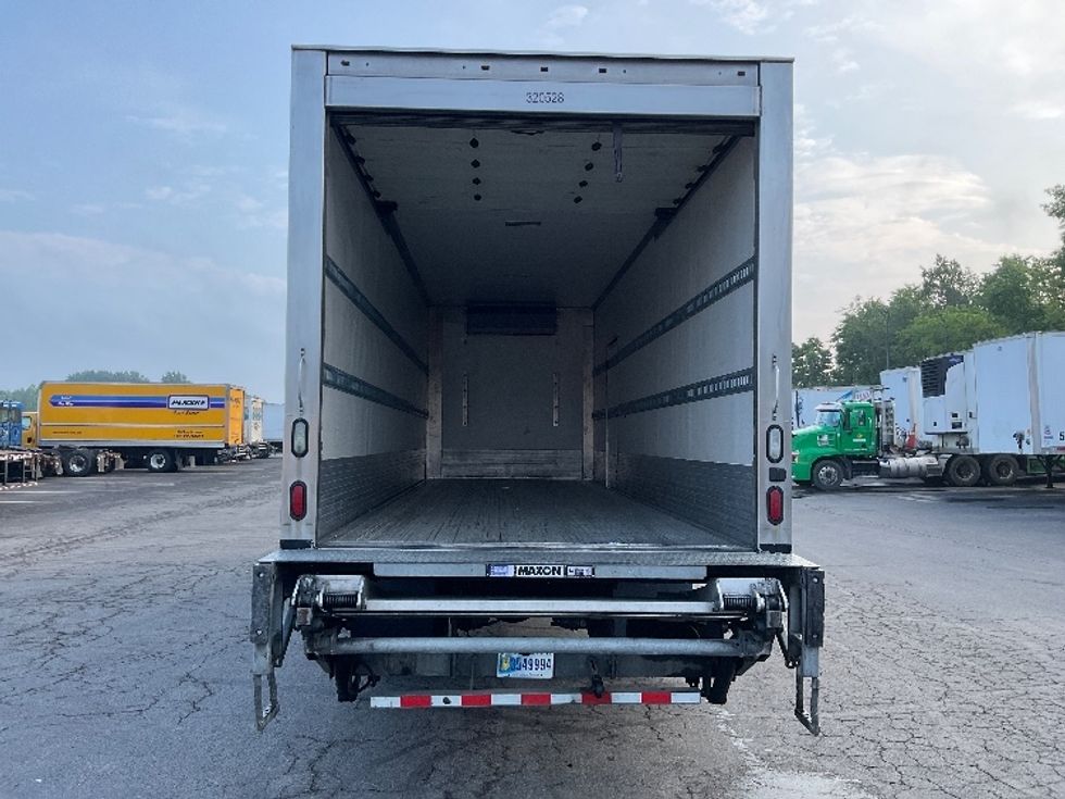 Refrigerated Truck-Light and Medium Duty Trucks-International-2019-4300-Gahanna-OH-223,418\n\t\tmiles-$ 49,000 - Image 8