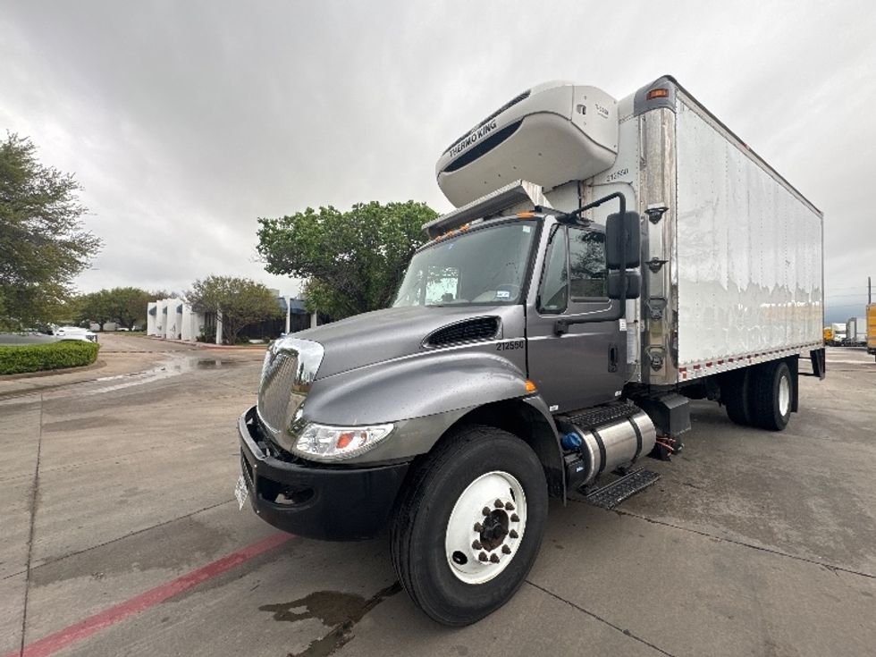 Refrigerated Truck-Light and Medium Duty Trucks-International-2019-4300-Garland-TX-272,106\n\t\tmiles-$ 30,750 - Image 3