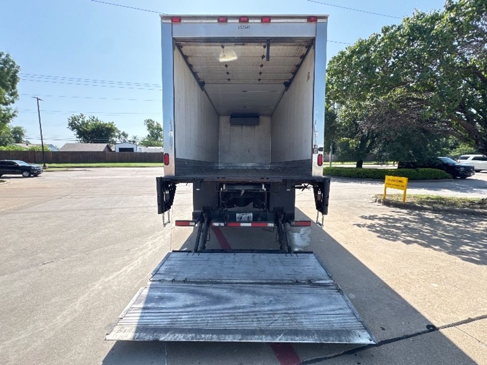 Refrigerated Truck-Light and Medium Duty Trucks-International-2019-4300-Garland-TX-298,206\n\t\tmiles-$ 23,500 - Image 9