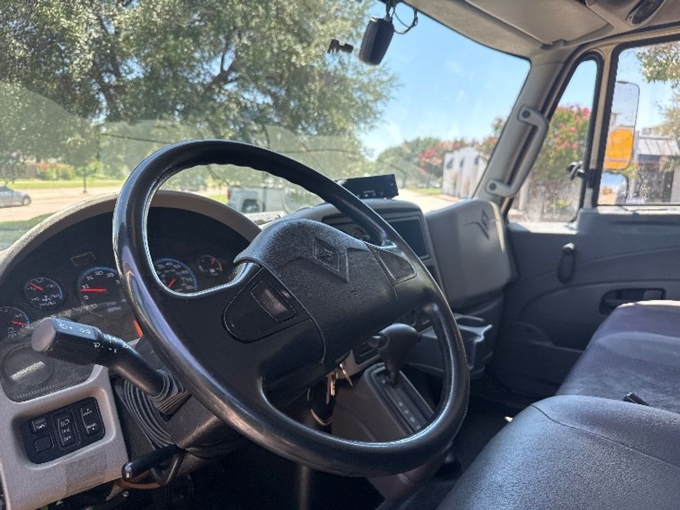 Refrigerated Truck-Light and Medium Duty Trucks-International-2019-4300-Garland-TX-319,738\n\t\tmiles-$ 20,250 - Image 17