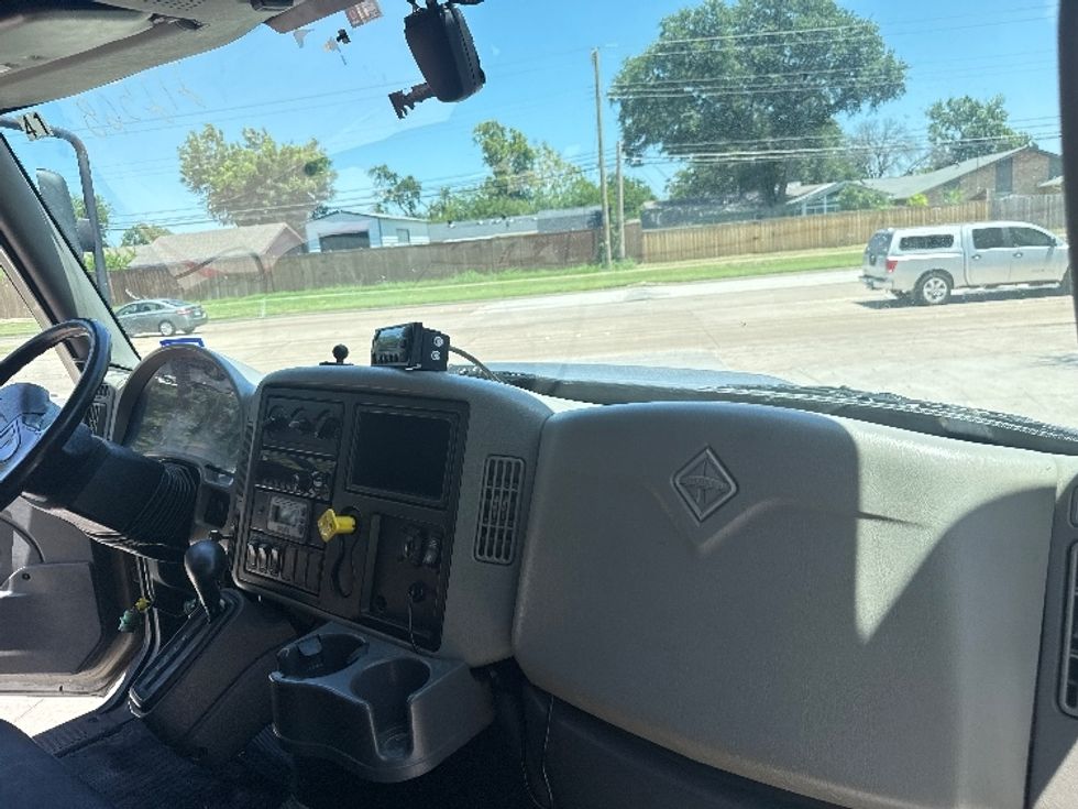 Refrigerated Truck-Light and Medium Duty Trucks-International-2019-4300-Garland-TX-319,738\n\t\tmiles-$ 20,250 - Image 21