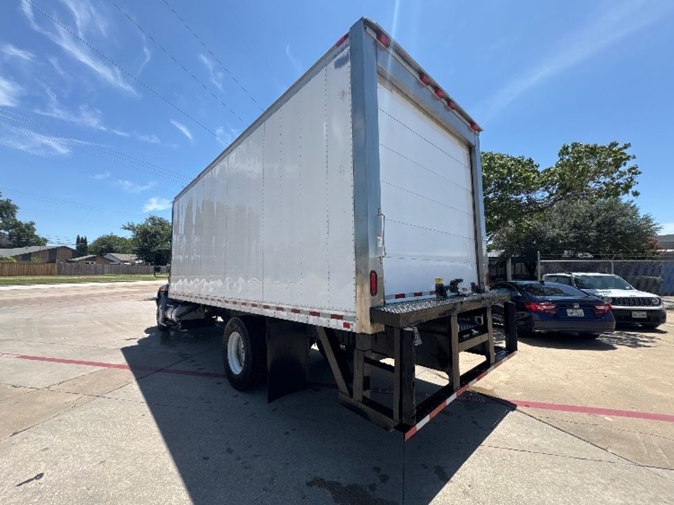 Refrigerated Truck-Light and Medium Duty Trucks-International-2019-4300-Garland-TX-319,738\n\t\tmiles-$ 20,250 - Image 6