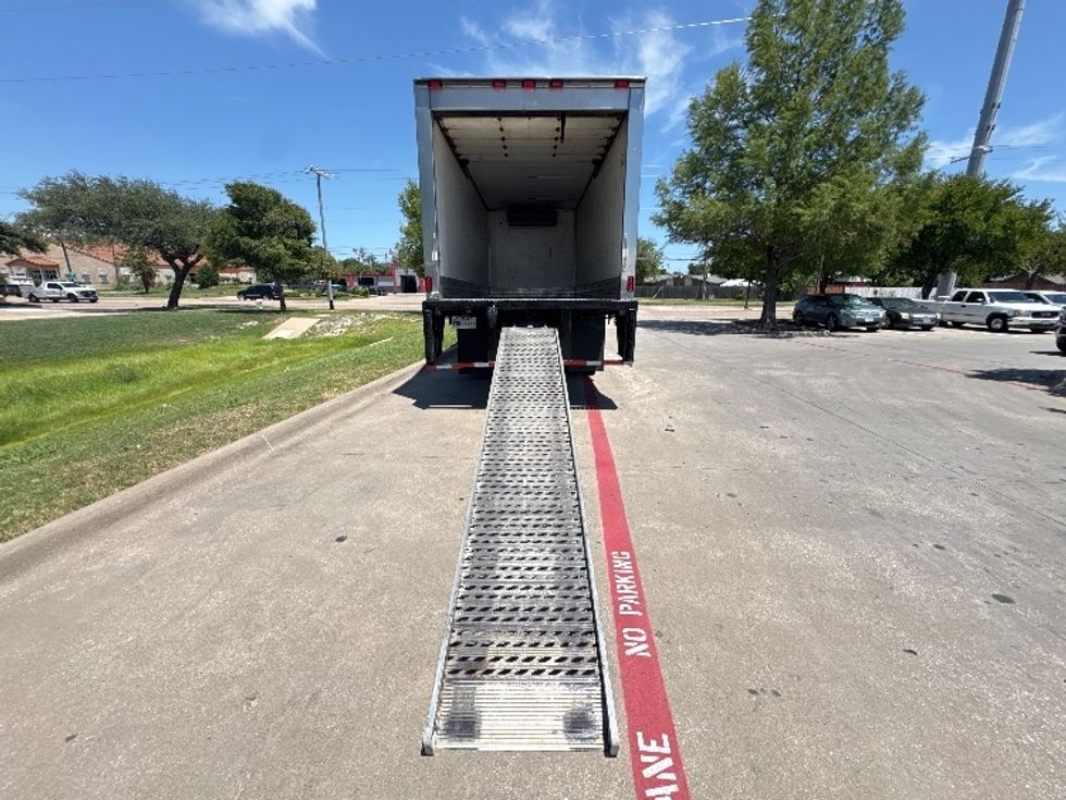Refrigerated Truck-Light and Medium Duty Trucks-International-2019-4300-Garland-TX-319,738\n\t\tmiles-$ 20,250 - Image 9