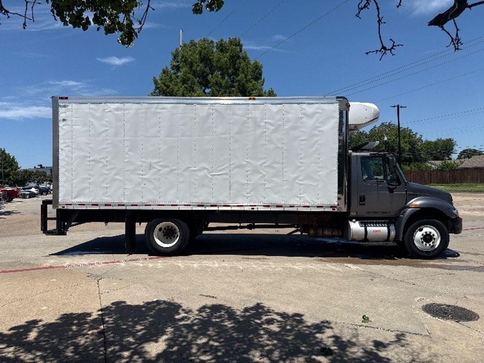 Refrigerated Truck-Light and Medium Duty Trucks-International-2019-4300-Garland-TX-325,273\n\t\tmiles-$ 20,000 - Image 14