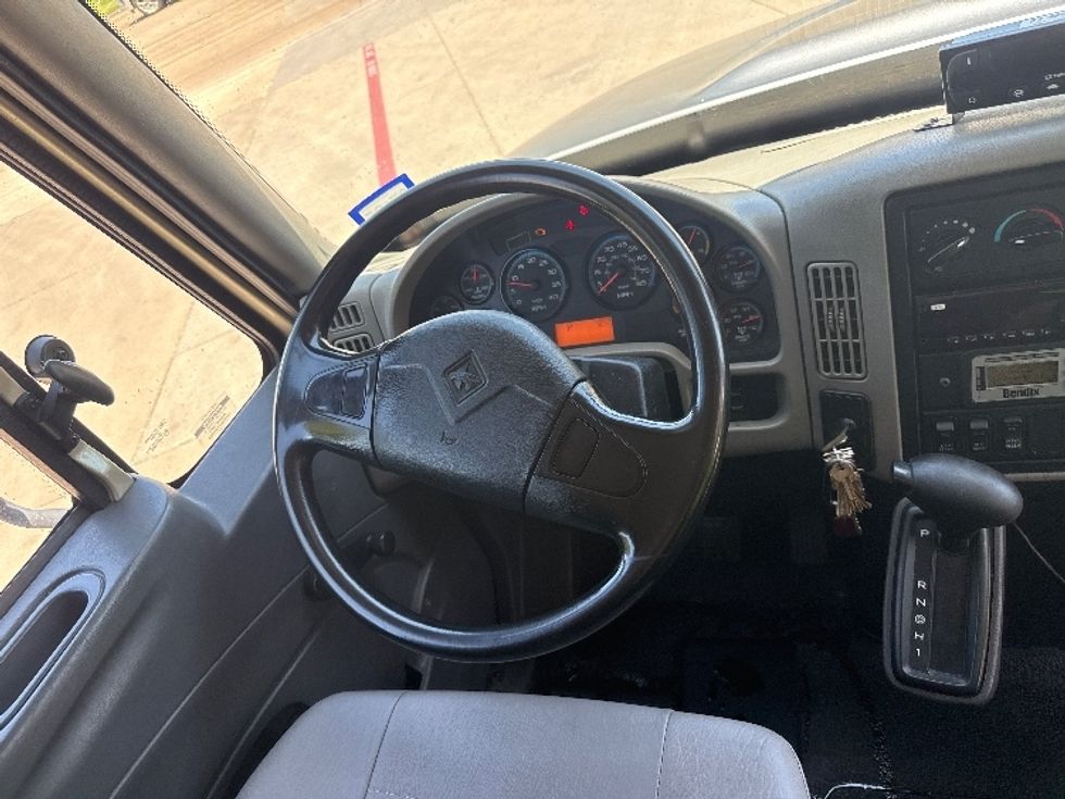 Refrigerated Truck-Light and Medium Duty Trucks-International-2019-4300-Garland-TX-325,273\n\t\tmiles-$ 20,000 - Image 16