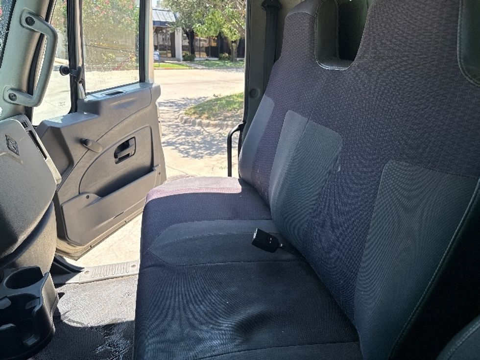 Refrigerated Truck-Light and Medium Duty Trucks-International-2019-4300-Garland-TX-325,273\n\t\tmiles-$ 20,000 - Image 18