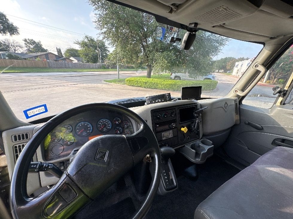 Refrigerated Truck-Light and Medium Duty Trucks-International-2019-4300-Garland-TX-326,053\n\t\tmiles-$ 20,250 - Image 18