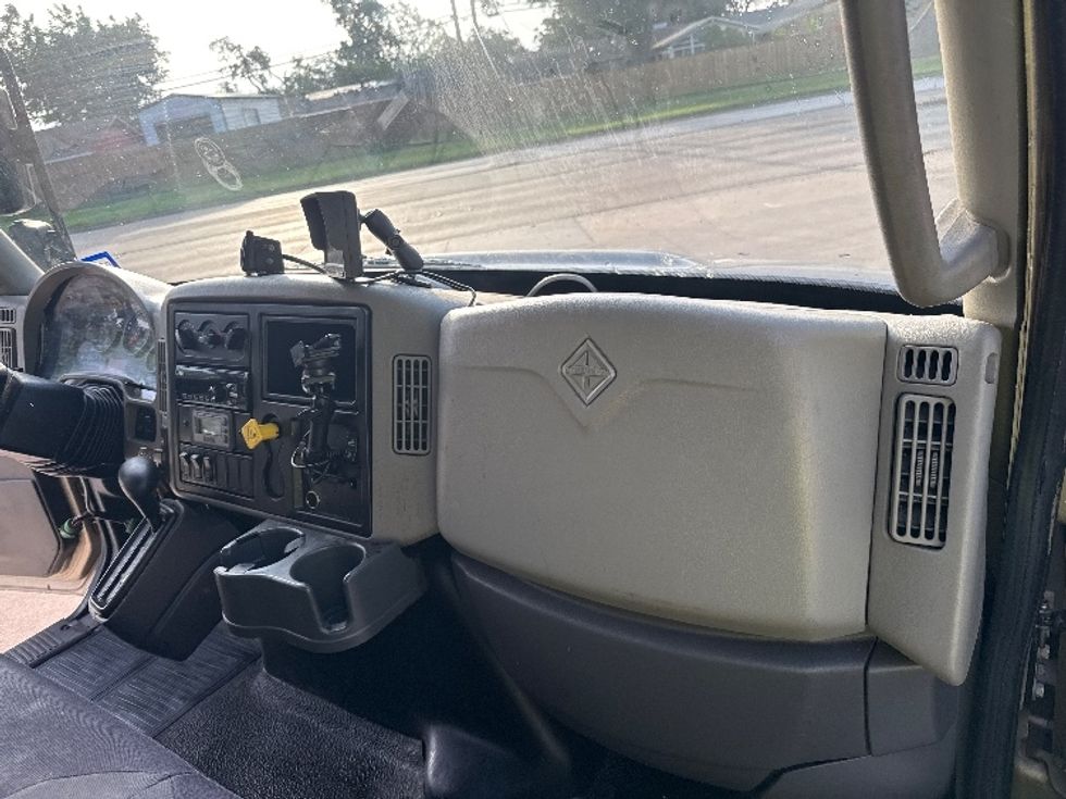 Refrigerated Truck-Light and Medium Duty Trucks-International-2019-4300-Garland-TX-326,053\n\t\tmiles-$ 20,250 - Image 21