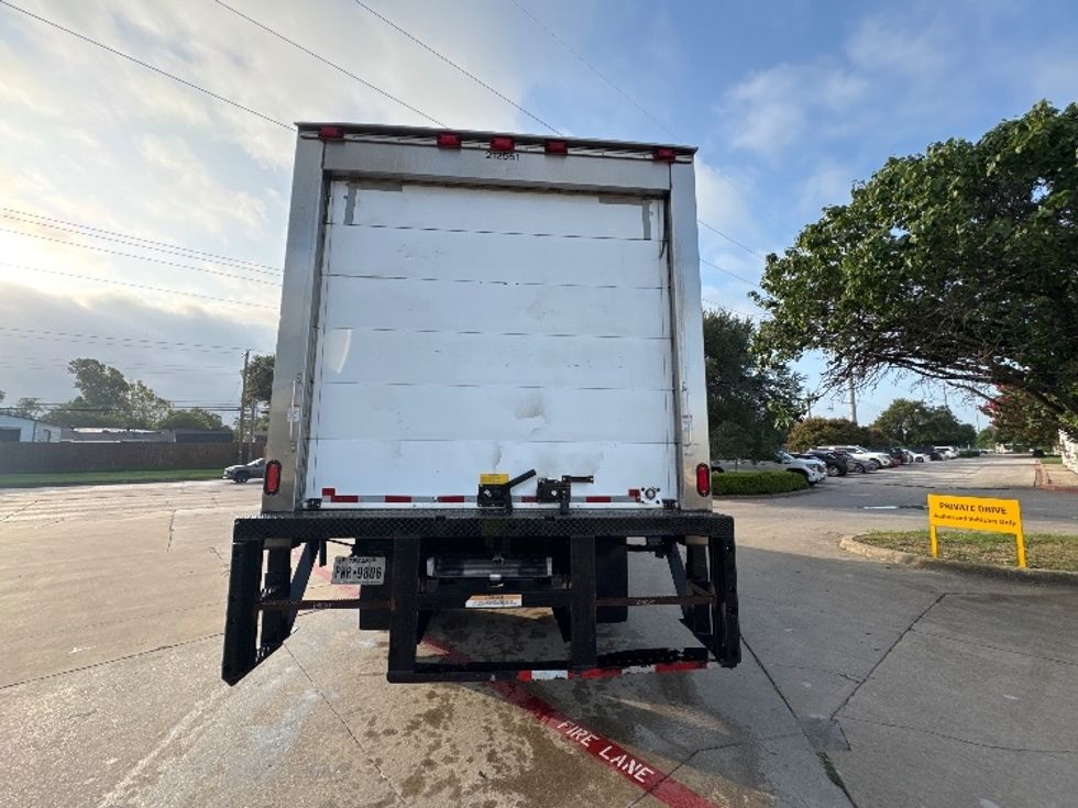 Refrigerated Truck-Light and Medium Duty Trucks-International-2019-4300-Garland-TX-326,053\n\t\tmiles-$ 20,250 - Image 7