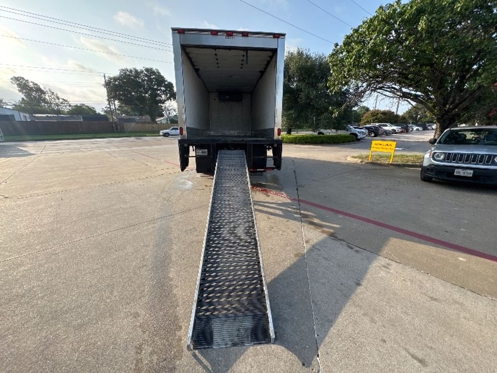 Refrigerated Truck-Light and Medium Duty Trucks-International-2019-4300-Garland-TX-326,053\n\t\tmiles-$ 20,250 - Image 9