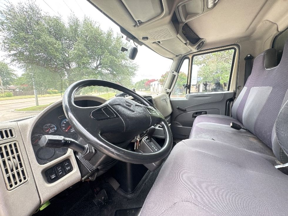 Refrigerated Truck-Light and Medium Duty Trucks-International-2019-4300-Garland-TX-328,259\n\t\tmiles-$ 20,250 - Image 16