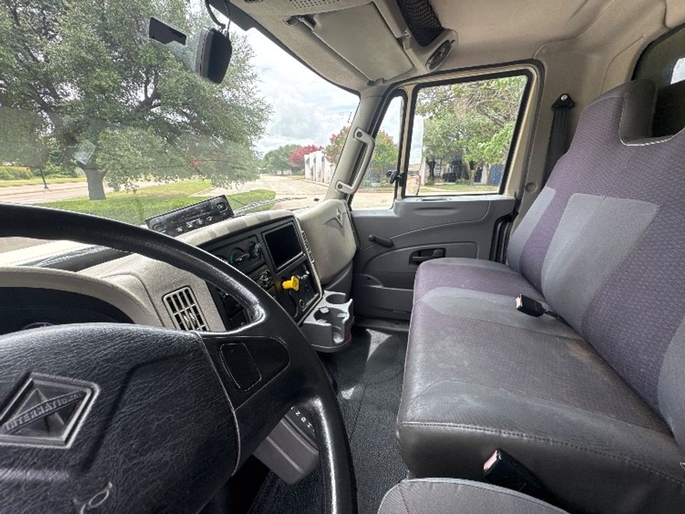Refrigerated Truck-Light and Medium Duty Trucks-International-2019-4300-Garland-TX-328,259\n\t\tmiles-$ 20,250 - Image 18
