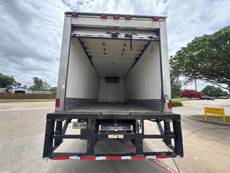 Refrigerated Truck-Light and Medium Duty Trucks-International-2019-4300-Garland-TX-328,259\n\t\tmiles-$ 20,250 - Image 8