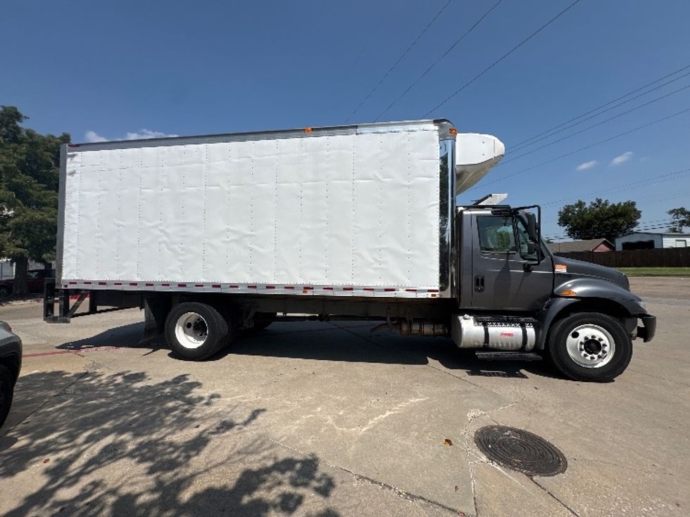 Refrigerated Truck-Light and Medium Duty Trucks-International-2019-4300-Garland-TX-328,970\n\t\tmiles-$ 20,000 - Image 14