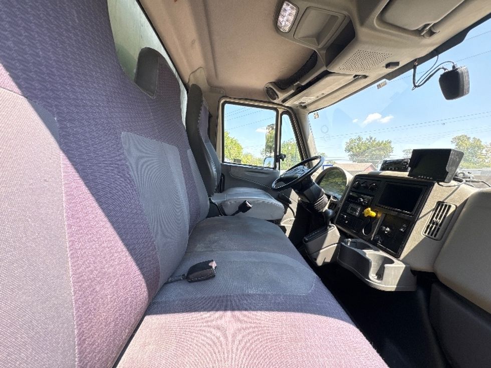 Refrigerated Truck-Light and Medium Duty Trucks-International-2019-4300-Garland-TX-328,970\n\t\tmiles-$ 20,000 - Image 21