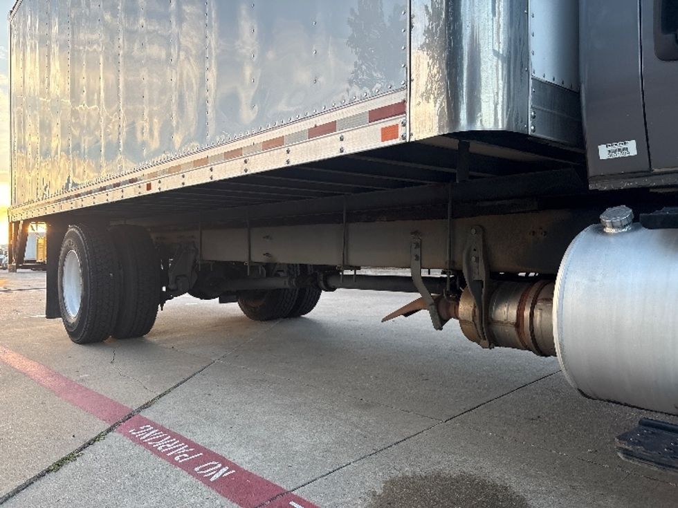 Refrigerated Truck-Light and Medium Duty Trucks-International-2019-4300-Garland-TX-330,830\n\t\tmiles-$ 20,000 - Image 14