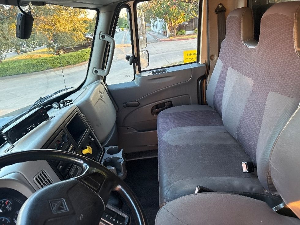 Refrigerated Truck-Light and Medium Duty Trucks-International-2019-4300-Garland-TX-330,830\n\t\tmiles-$ 20,000 - Image 19