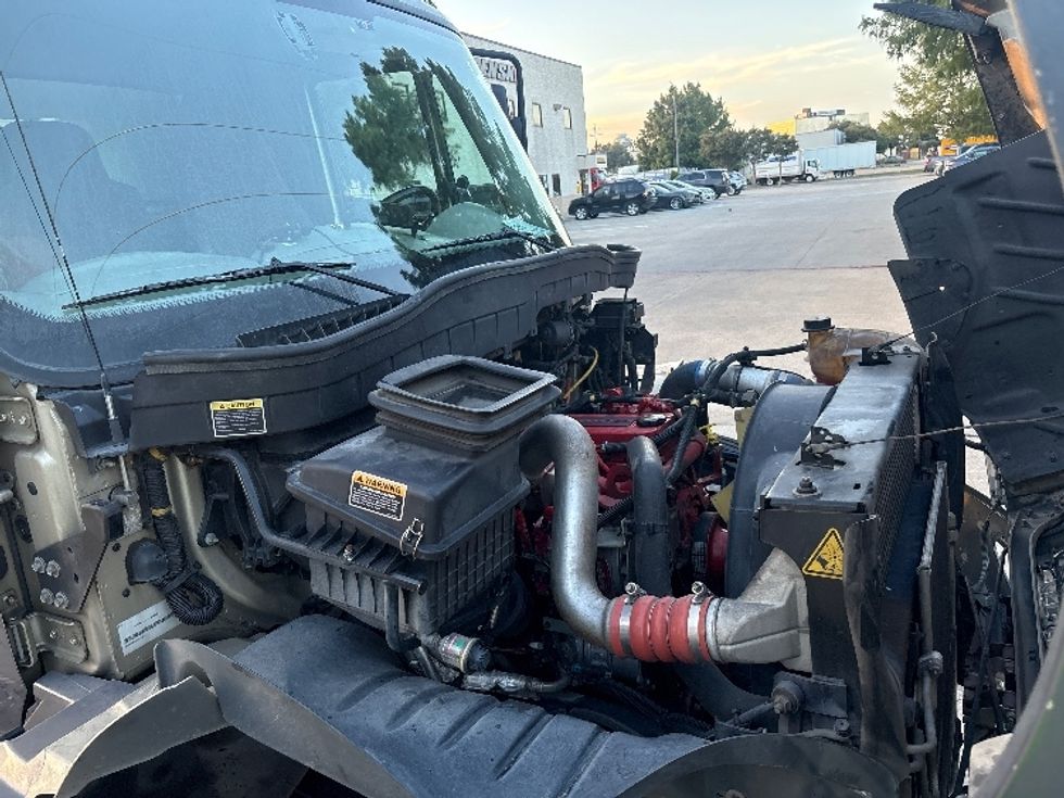 Refrigerated Truck-Light and Medium Duty Trucks-International-2019-4300-Garland-TX-330,830\n\t\tmiles-$ 20,000 - Image 23