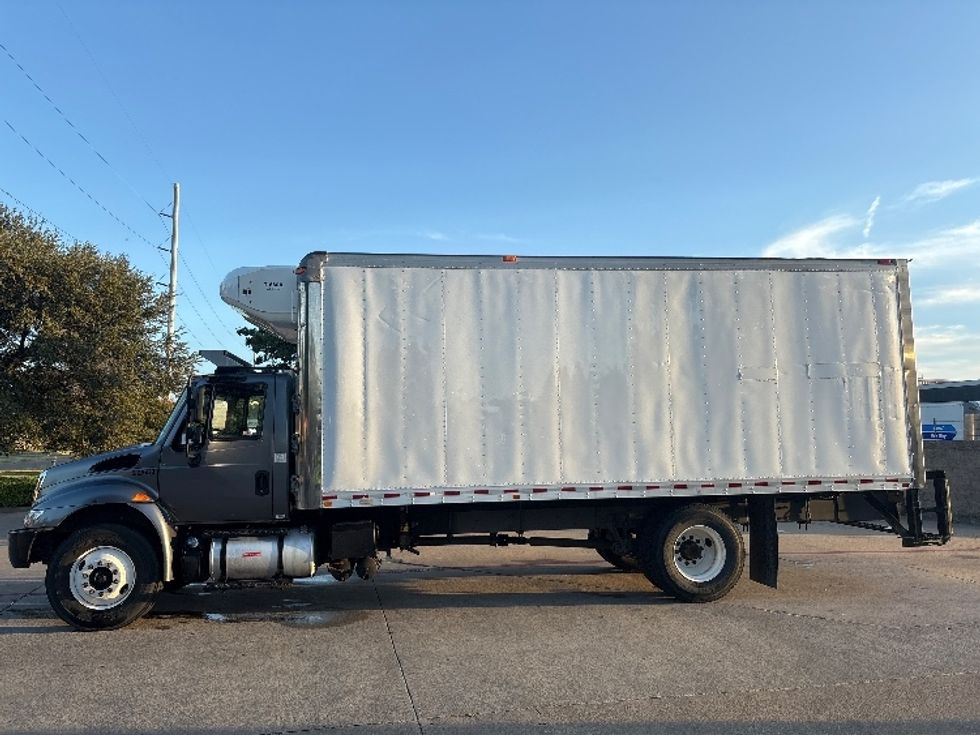 Refrigerated Truck-Light and Medium Duty Trucks-International-2019-4300-Garland-TX-330,830\n\t\tmiles-$ 20,000 - Image 4