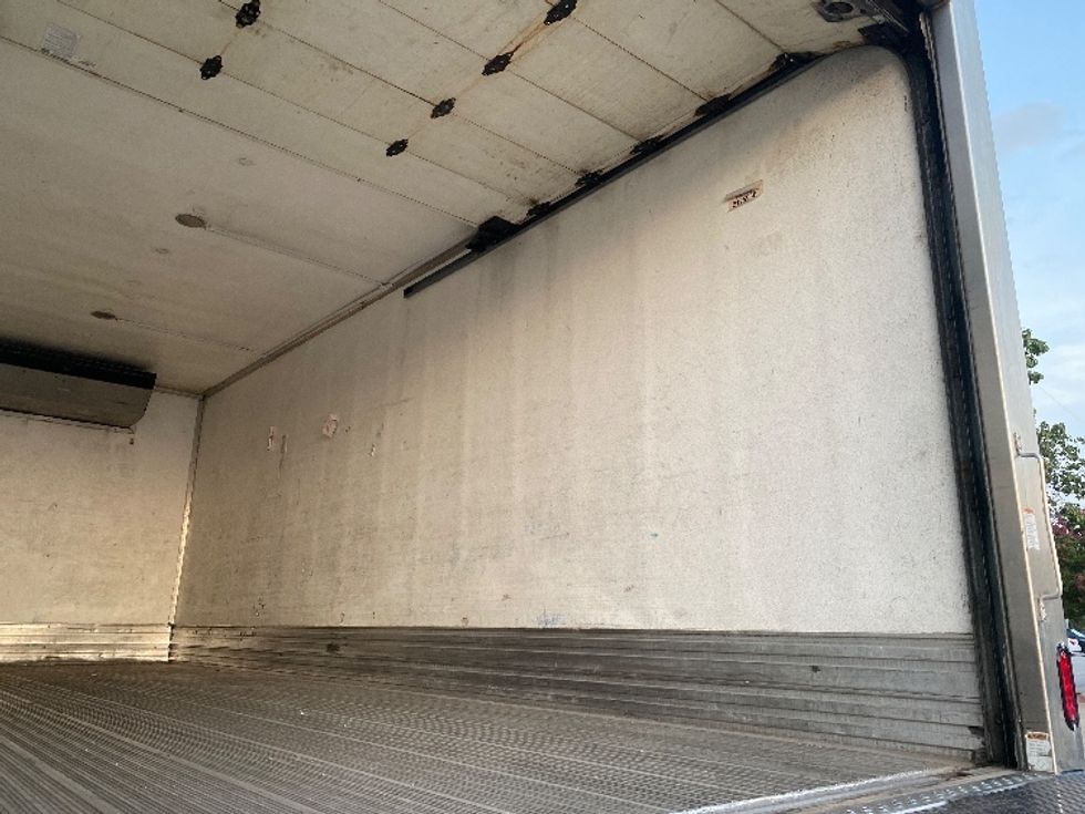 Refrigerated Truck-Light and Medium Duty Trucks-International-2019-4300-Garland-TX-332,952\n\t\tmiles-$ 20,000 - Image 11