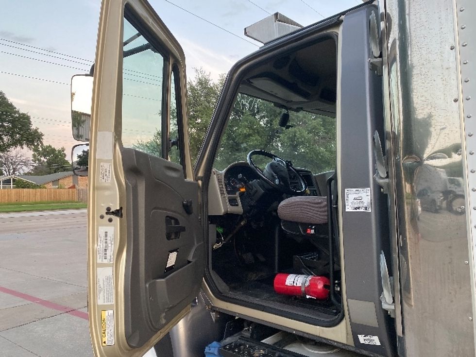 Refrigerated Truck-Light and Medium Duty Trucks-International-2019-4300-Garland-TX-332,952\n\t\tmiles-$ 20,000 - Image 15