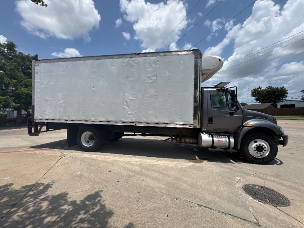 Refrigerated Truck-Light and Medium Duty Trucks-International-2019-4300-Garland-TX-337,119\n\t\tmiles-$ 20,250 - Image 15