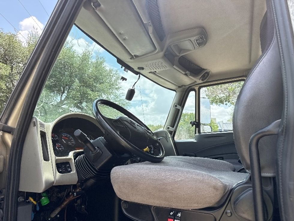 Refrigerated Truck-Light and Medium Duty Trucks-International-2019-4300-Garland-TX-337,119\n\t\tmiles-$ 20,250 - Image 16
