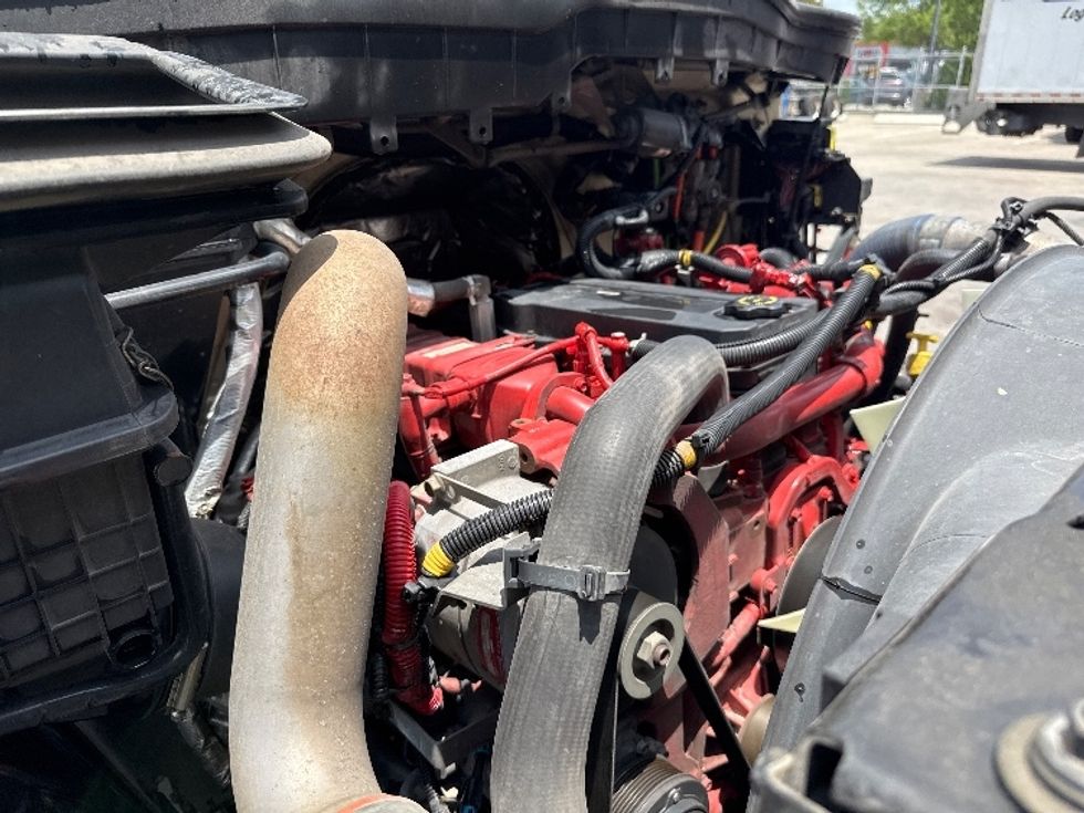 Refrigerated Truck-Light and Medium Duty Trucks-International-2019-4300-Garland-TX-337,119\n\t\tmiles-$ 20,250 - Image 23