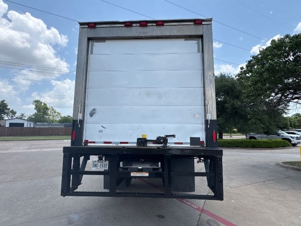 Refrigerated Truck-Light and Medium Duty Trucks-International-2019-4300-Garland-TX-337,119\n\t\tmiles-$ 20,250 - Image 7