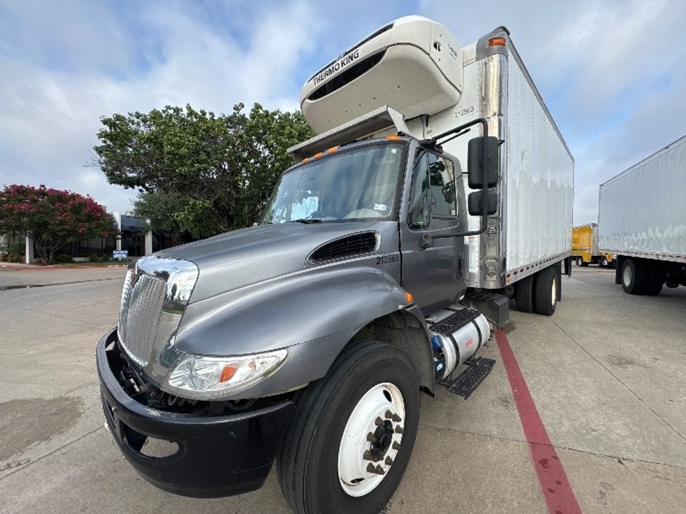 Refrigerated Truck-Light and Medium Duty Trucks-International-2019-4300-Garland-TX-343,876\n\t\tmiles-$ 20,250 - Image 3