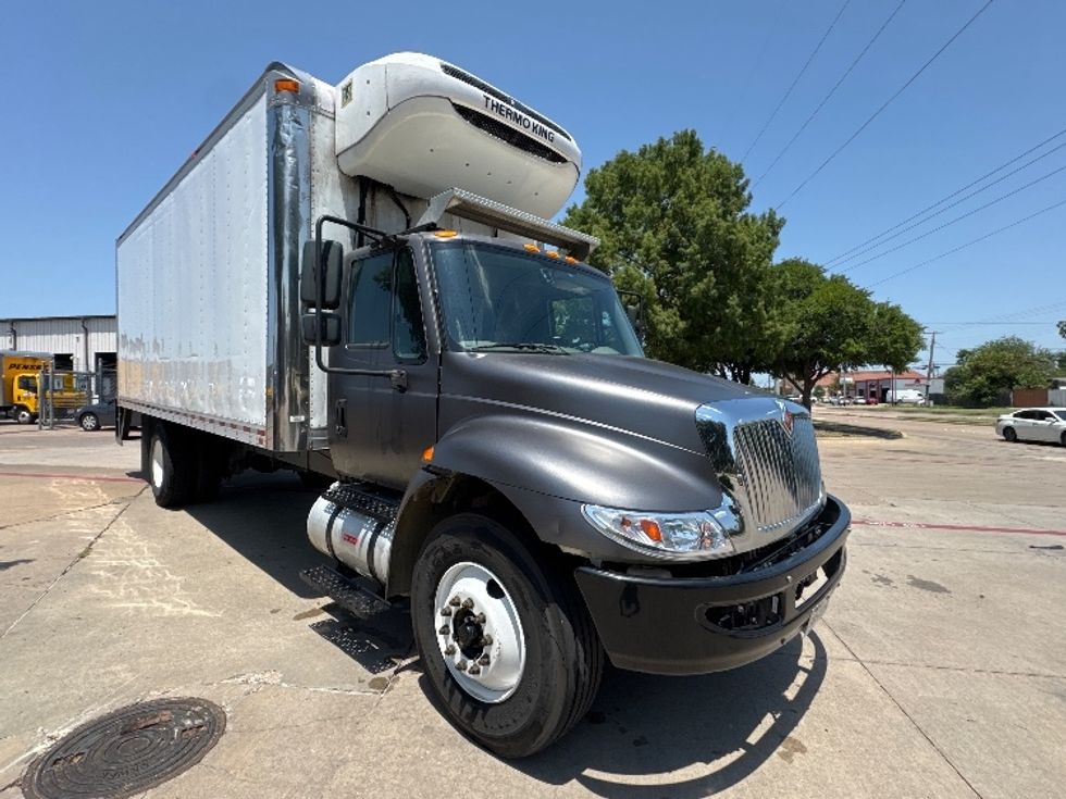Refrigerated Truck-Light and Medium Duty Trucks-International-2019-4300-Garland-TX-346,233\n\t\tmiles-$ 20,000 - Image 1