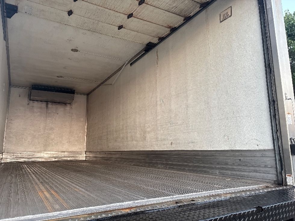 Refrigerated Truck-Light and Medium Duty Trucks-International-2019-4300-Garland-TX-347,958\n\t\tmiles-$ 20,000 - Image 11
