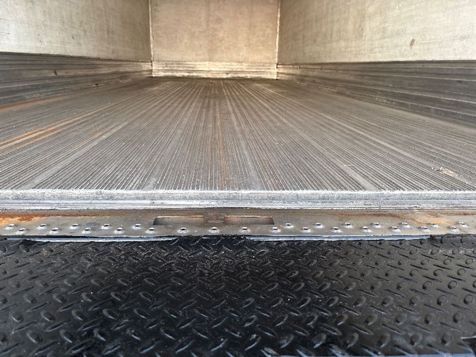 Refrigerated Truck-Light and Medium Duty Trucks-International-2019-4300-Garland-TX-347,958\n\t\tmiles-$ 20,000 - Image 9