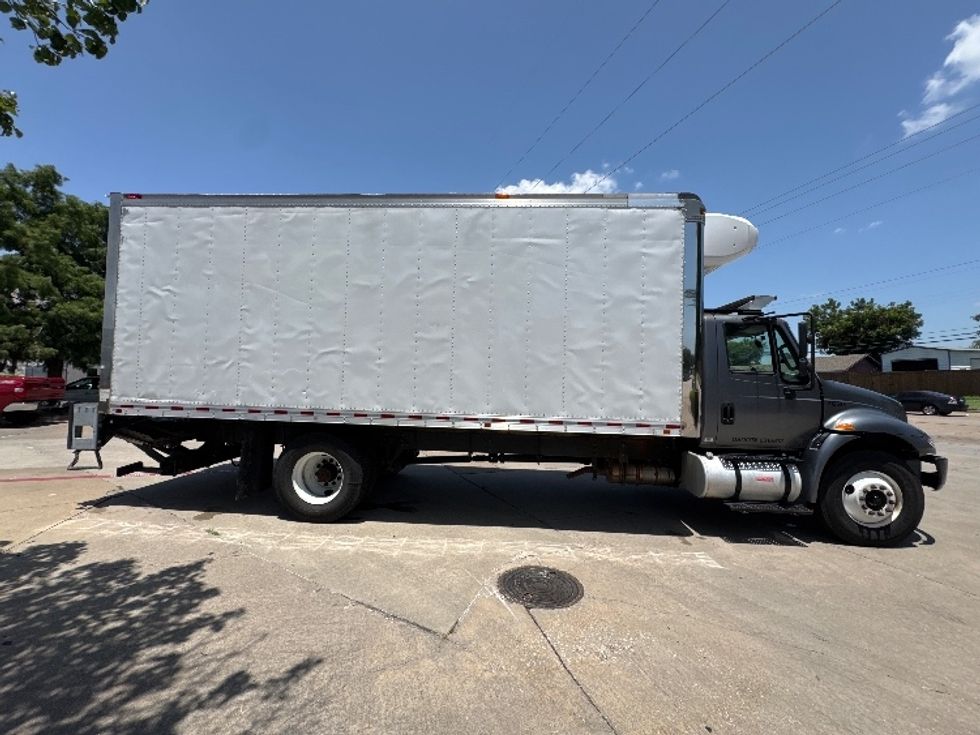 Refrigerated Truck-Light and Medium Duty Trucks-International-2019-4300-Garland-TX-351,885\n\t\tmiles-$ 20,250 - Image 15