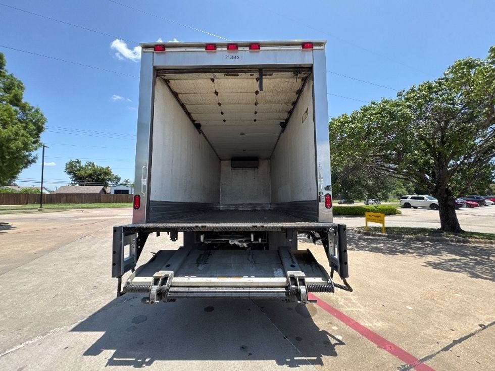 Refrigerated Truck-Light and Medium Duty Trucks-International-2019-4300-Garland-TX-351,885\n\t\tmiles-$ 20,250 - Image 8