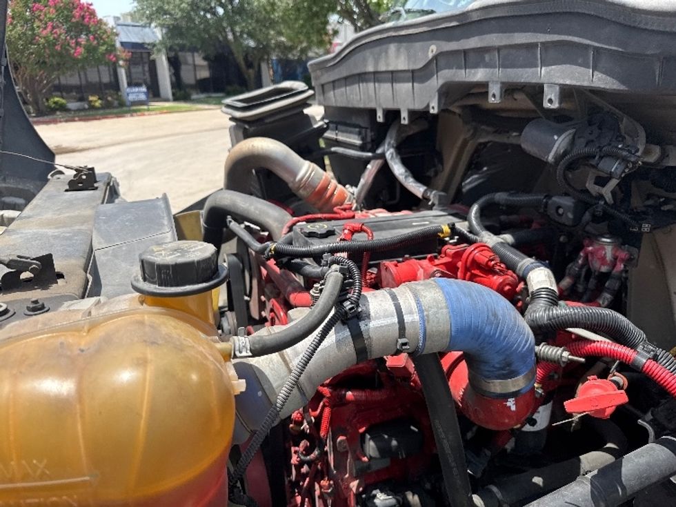 Refrigerated Truck-Light and Medium Duty Trucks-International-2019-4300-Garland-TX-353,186\n\t\tmiles-$ 20,250 - Image 24